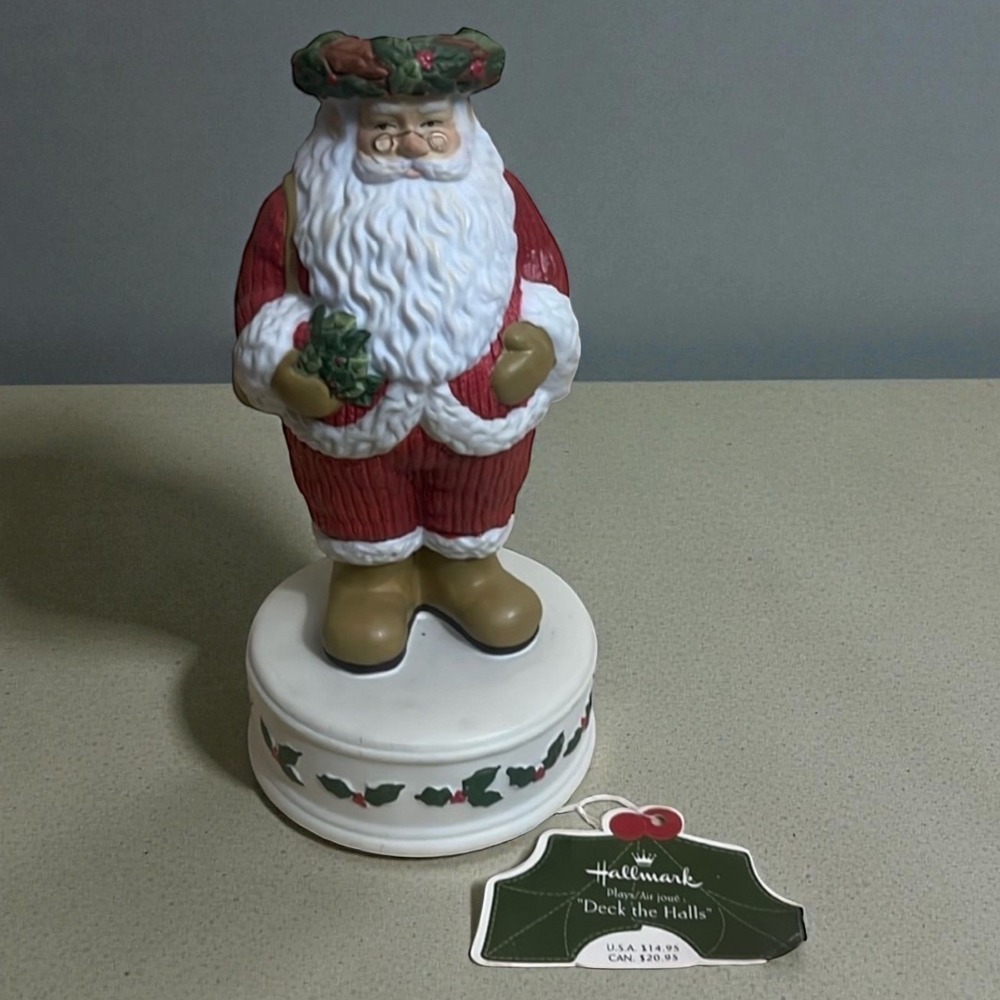 Hallmark Musical Santa Claus Figurine Deck the Halls Wind Up Holiday Decor